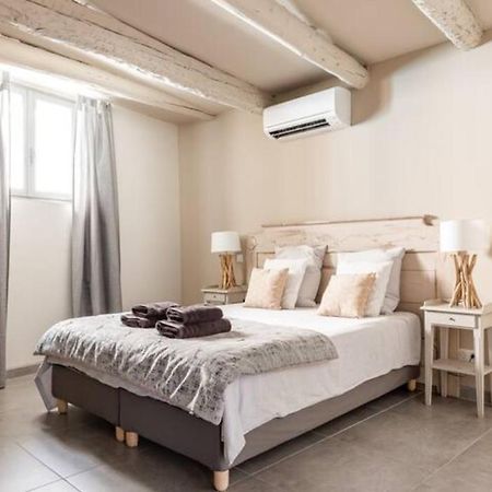 Ferienwohnung Le Marronnier 1 LʼIsle-sur-la-Sorgue Exterior foto